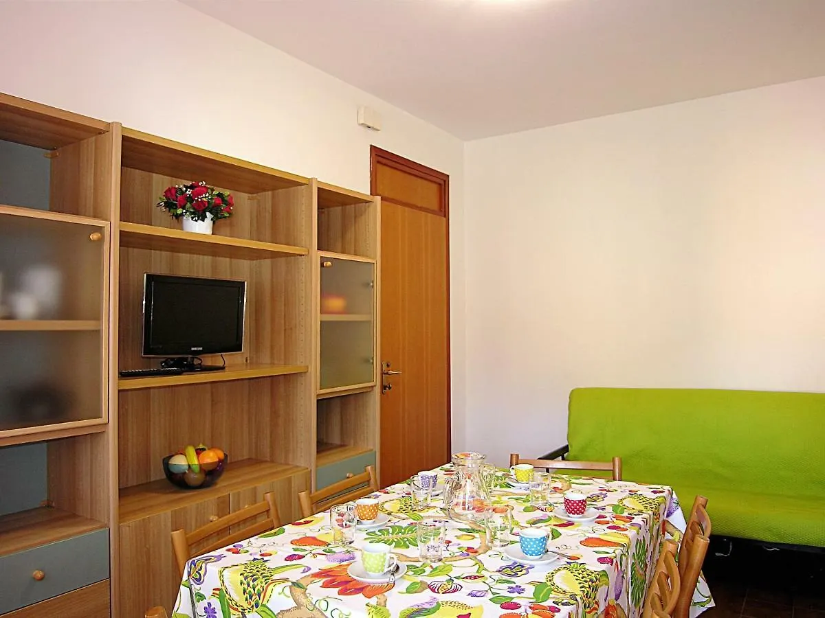 ביביונה Villaggio Azzurro 0*,  איטליה